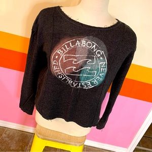 Billabong cropped sweatshirt . sz L 🏄‍♀️